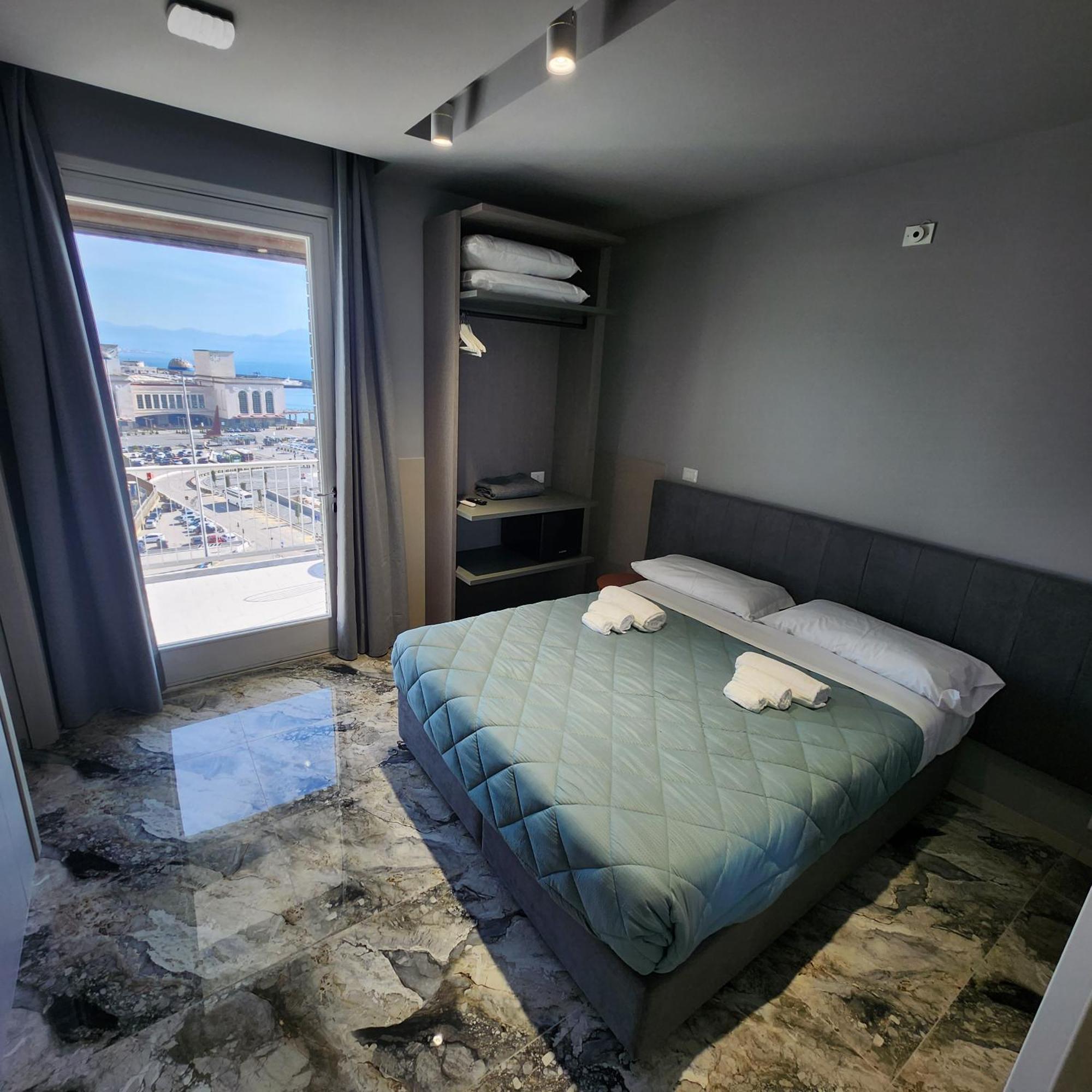 Mia Suites Hotel Bella Capri Neapel Exteriör bild